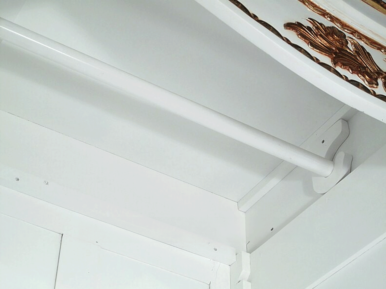 Crown Gold Leaf Antique White/Gold Cabinet – handcrafted solid wood furniture