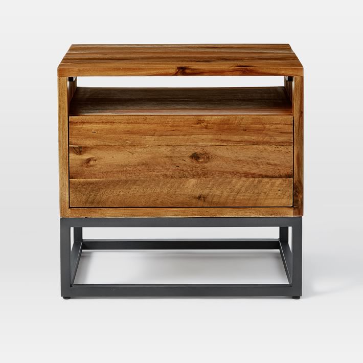 GASAN Industrial Nightstand – handcrafted solid wood furniture