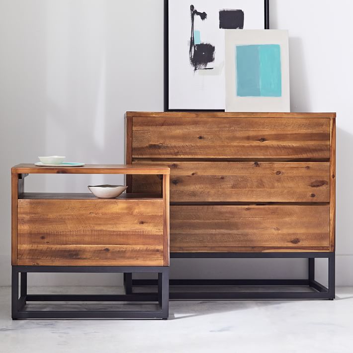 GASAN Industrial Nightstand – handcrafted solid wood furniture