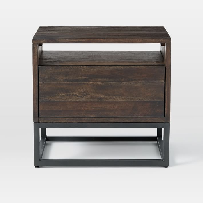 GASAN Industrial Nightstand – handcrafted solid wood furniture