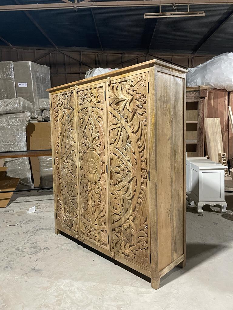 ILANO Hand - carved Solid Mango Wood 3 - door Armoire – handcrafted solid wood furniture