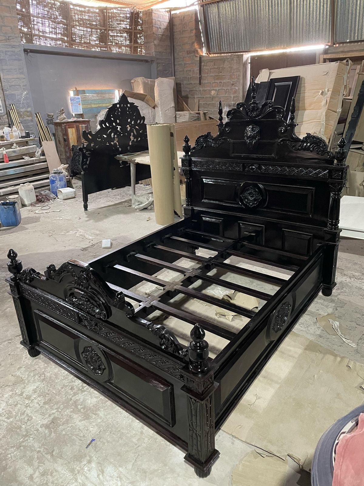 Lion Head Hand Carved Elegant Design Gothic Style Platform Bed – handcrafted solid wood furniture