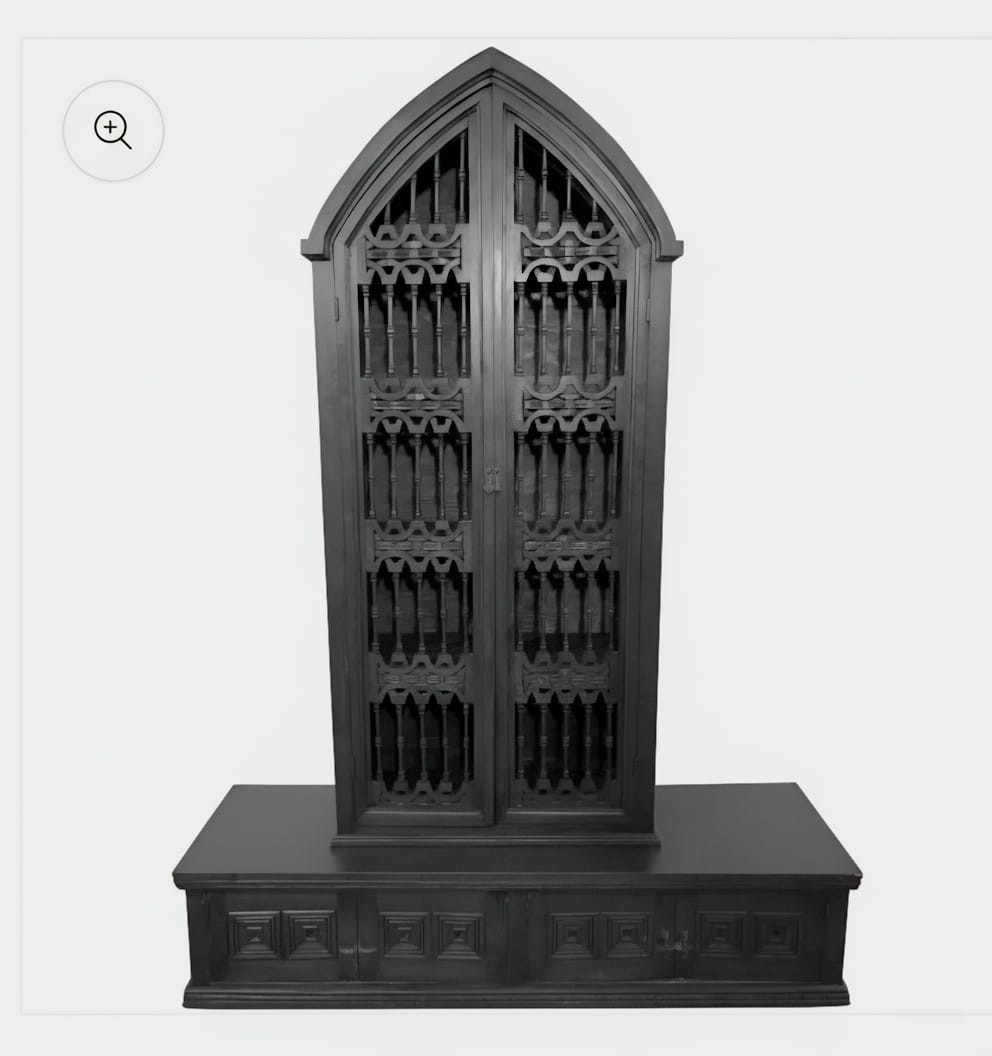 Moral Magnificent Hand – handcrafted solid wood furniture