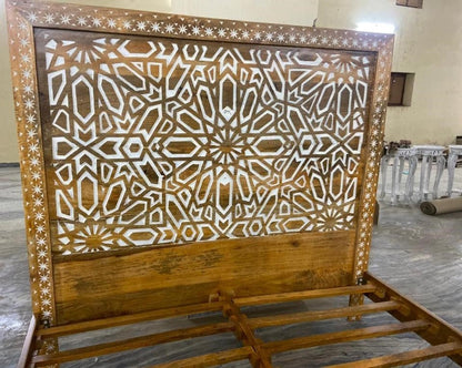 Mughal Garden Geometrical Carved Natural Frame 2 Tone – handcrafted solid wood furniture