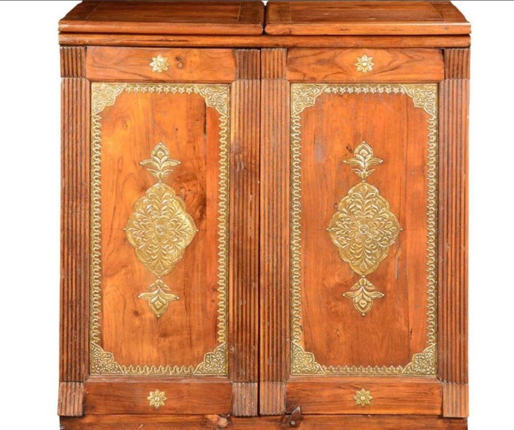 Rinish Solid Wooden Expandable Bar Cabinet - Indoor / Outdoor – handcrafted solid wood furniture