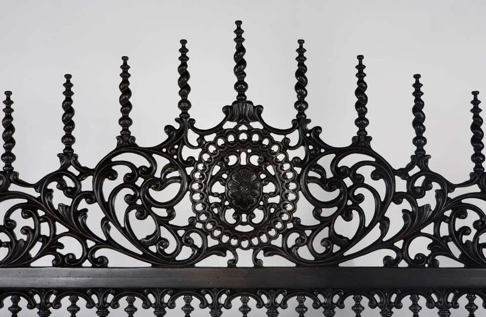 Spiral Kabak Hand Carved Solid Wooden Platform Bed – handcrafted solid wood furniture